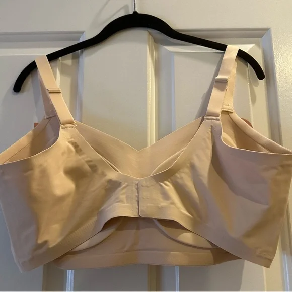 NEW w/ TAGS SHAPERMINT Convertible Seamless Wireless Bra XXL. Smoke free home. - Picture 4 of 8